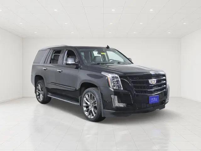 2020 Cadillac Escalade 4WD Luxury for sale in Shakopee, MN