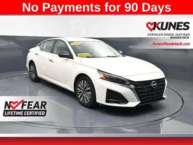 2025 Nissan Altima SV FWD for sale in Woodstock, IL