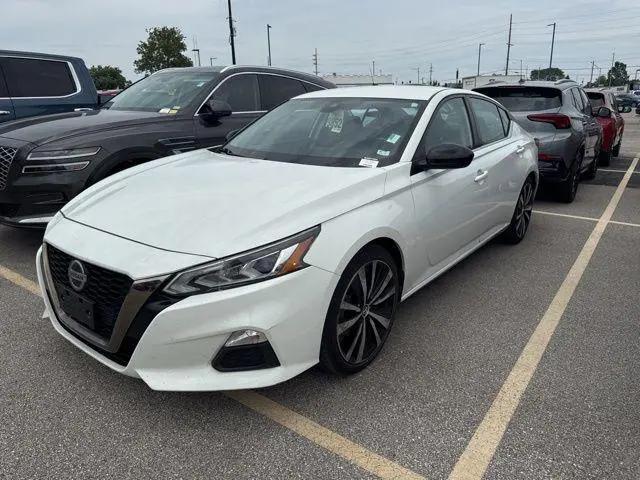 2022 Nissan Altima SR FWD for sale in Saint Louis, MO