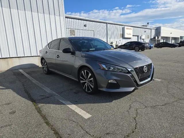 2021 Nissan Altima SR FWD