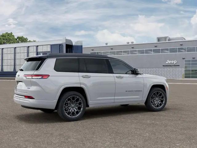 2026 Jeep Grand Cherokee L Summit 4x4