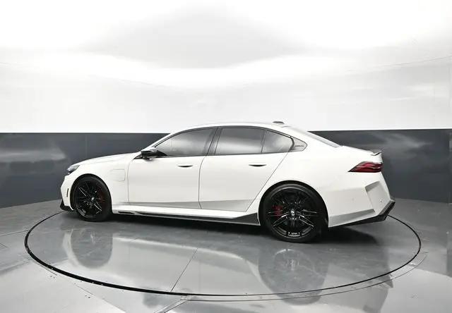 2025 BMW M5 Standard