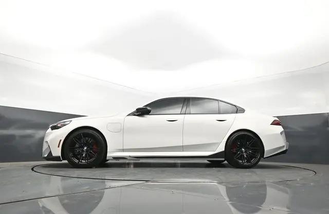 2025 BMW M5 Standard