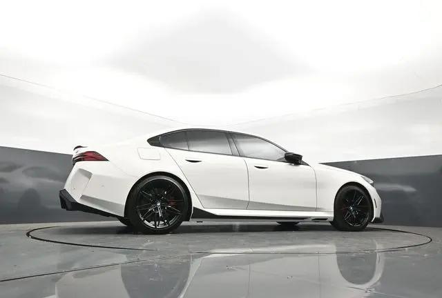 2025 BMW M5 Standard