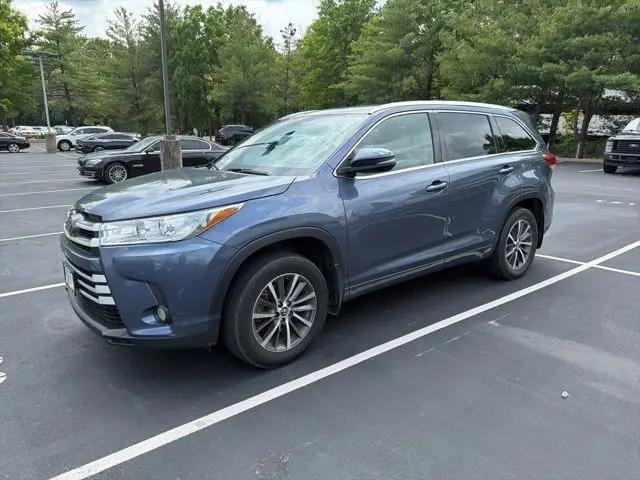 2018 Toyota Highlander XLE for sale in Creve Coeur, MO