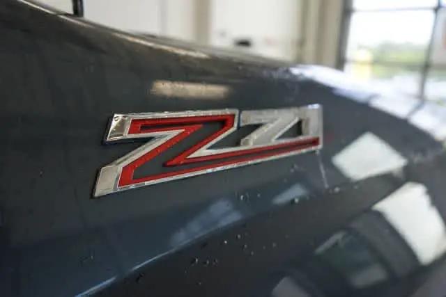 2020 Chevrolet Silverado 1500 4WD Crew Cab Short Bed LT