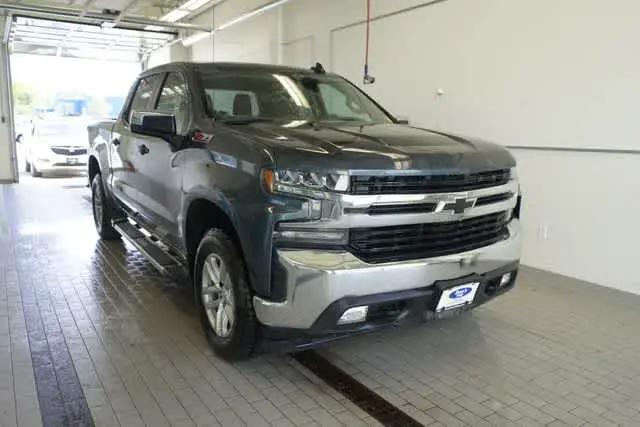 2020 Chevrolet Silverado 1500 4WD Crew Cab Short Bed LT