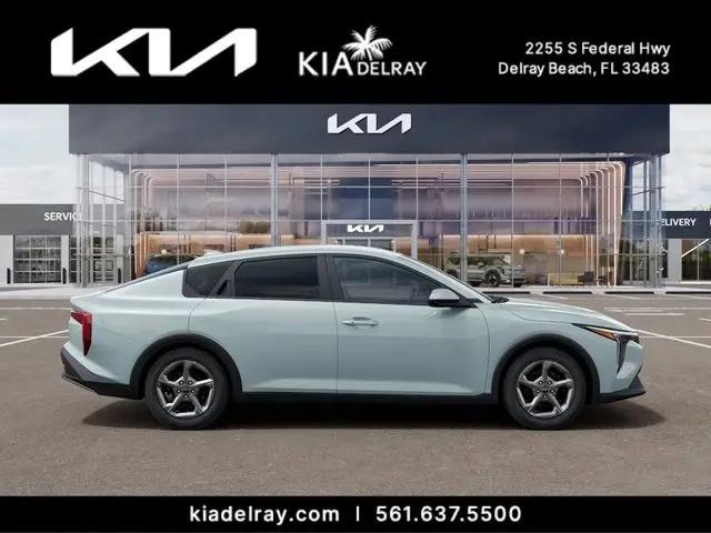 2026 Kia K4 LXS