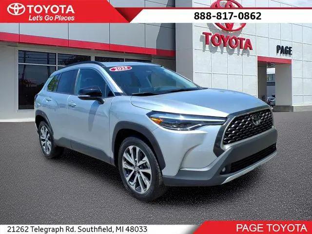 2025 Toyota Corolla Cross XLE for sale in Southfield, MI