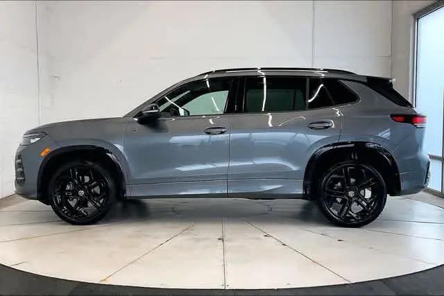 2025 Volkswagen Tiguan 2.0T SE R-Line Black