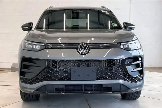 2025 Volkswagen Tiguan 2.0T SE R-Line Black