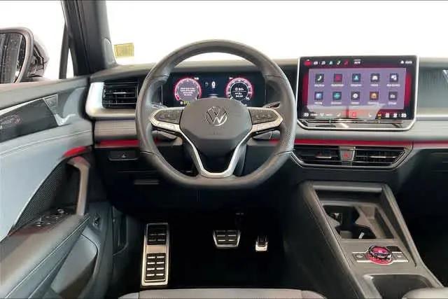 2025 Volkswagen Tiguan 2.0T SE R-Line Black
