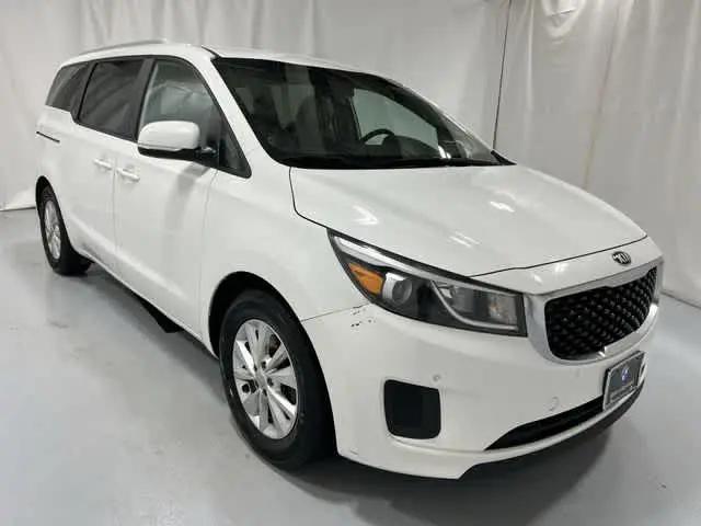 2017 Kia Sedona LX