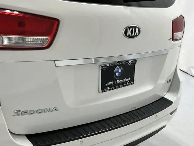 2017 Kia Sedona LX