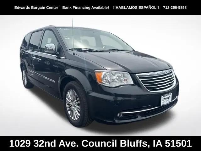 2016 Chrysler Town & Country Touring-L for sale in Council Bluffs, IA