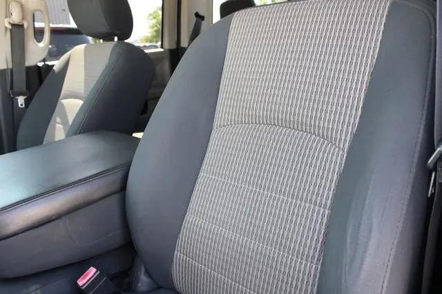 2010 Dodge Ram 1500 SLT/Sport/TRX