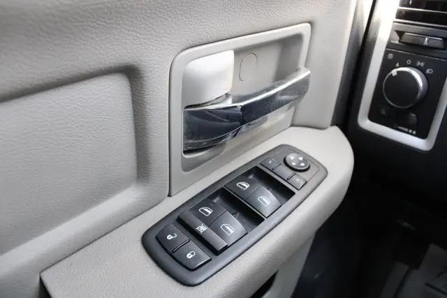 2010 Dodge Ram 1500 SLT/Sport/TRX