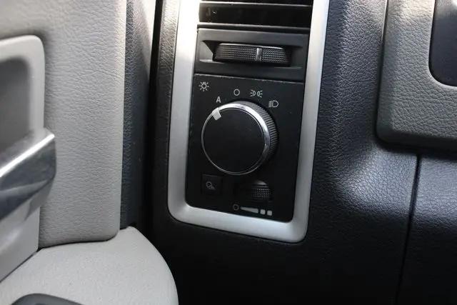 2010 Dodge Ram 1500 SLT/Sport/TRX