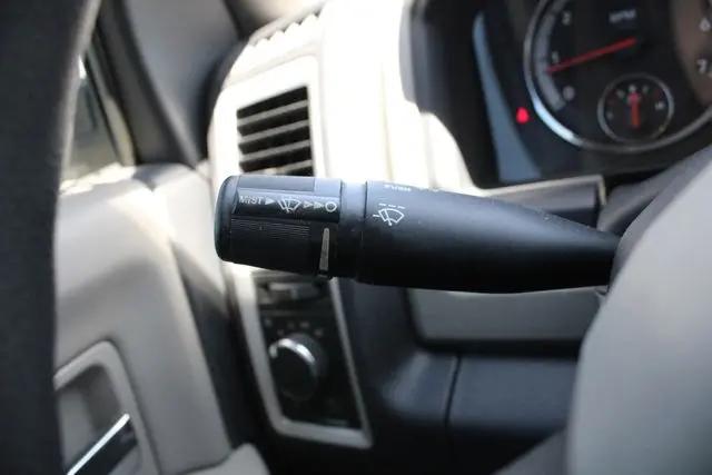 2010 Dodge Ram 1500 SLT/Sport/TRX