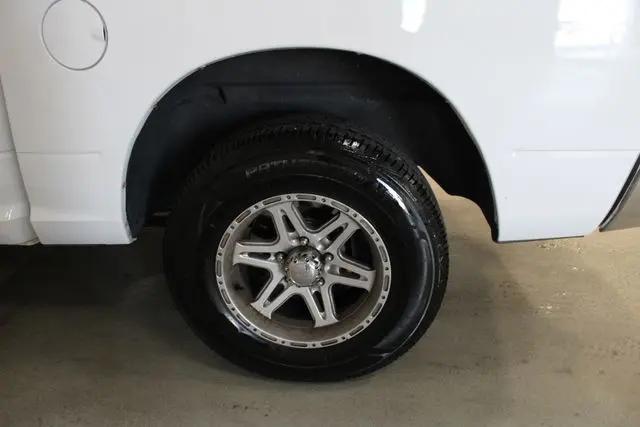 2010 Dodge Ram 1500 SLT/Sport/TRX