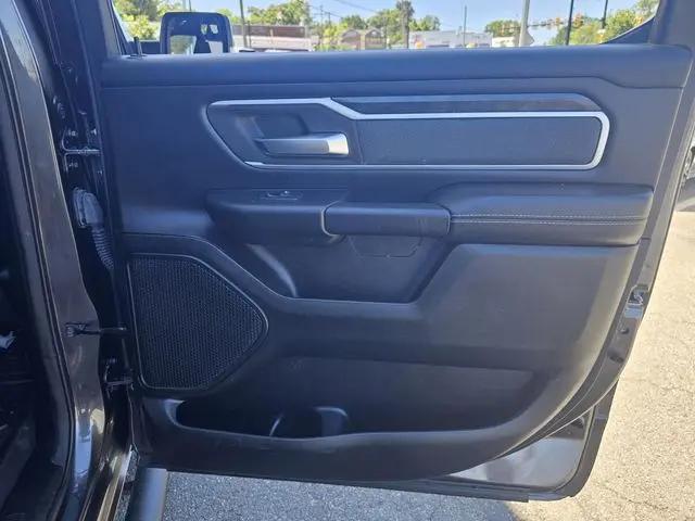 2021 Ram 1500 Big Horn Crew Cab 4x4 5'7" Box