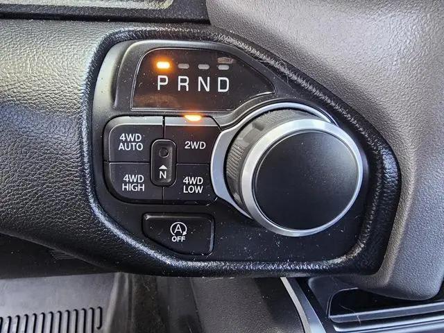 2021 Ram 1500 Big Horn Crew Cab 4x4 5'7" Box