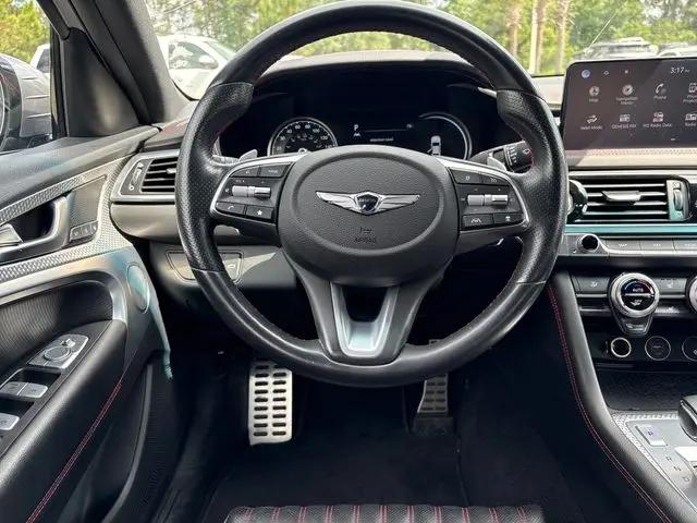 2023 Genesis G70 2.0T RWD