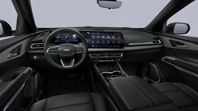 2026 Chevrolet Traverse FWD LT