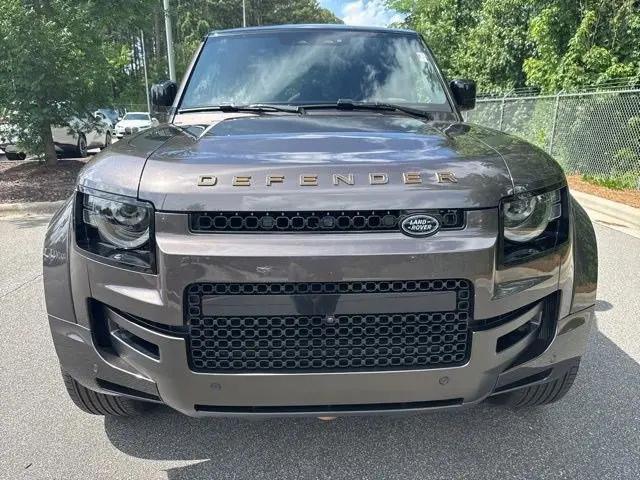 2025 Land Rover Defender P635 OCTA