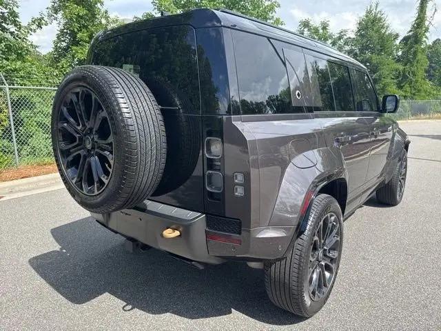 2025 Land Rover Defender P635 OCTA