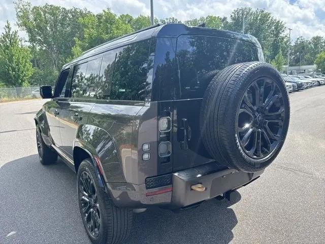 2025 Land Rover Defender P635 OCTA