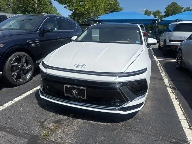 2025 Hyundai Sonata Hybrid Limited
