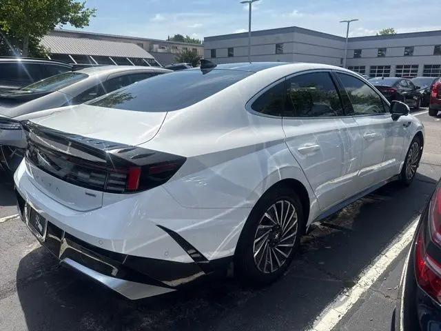 2025 Hyundai Sonata Hybrid Limited