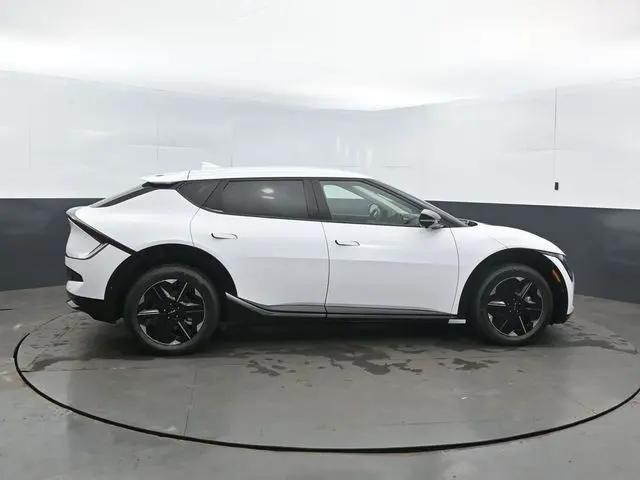 2026 Kia EV6 Wind AWD