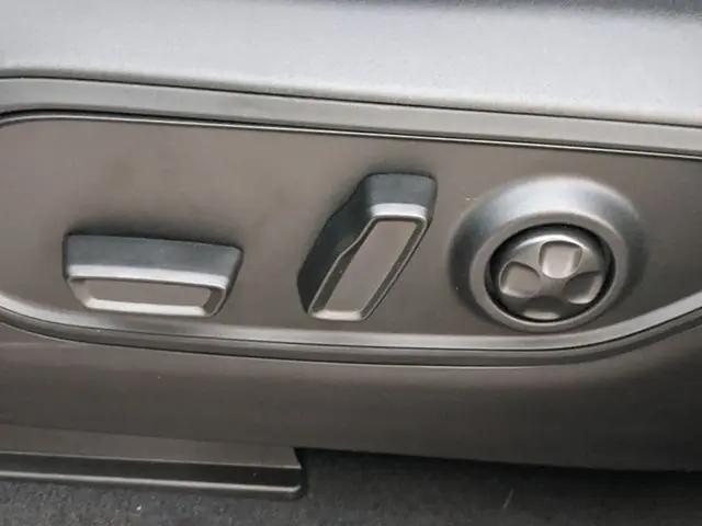 2026 Jeep Grand Cherokee L Altitude 4x2