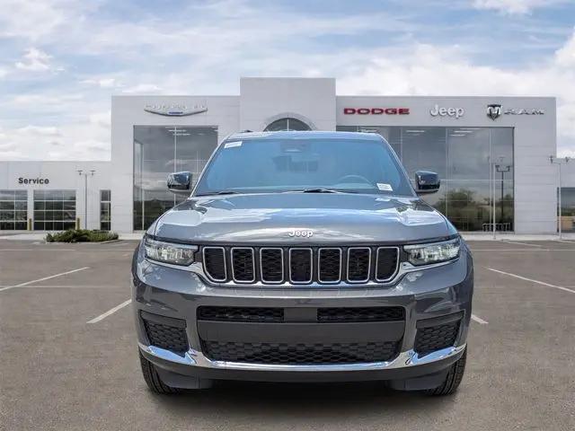 2026 Jeep Grand Cherokee L Altitude 4x2
