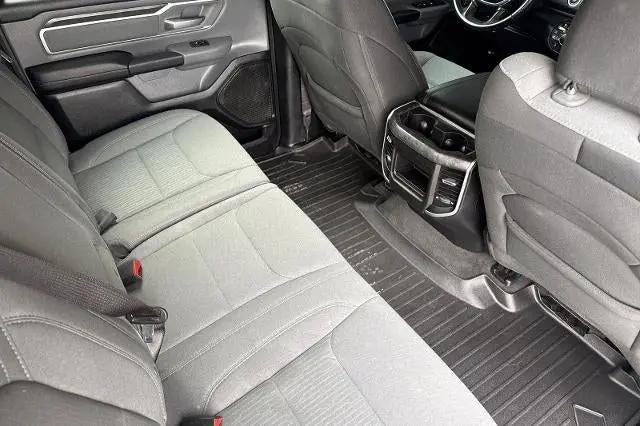 2020 Ram 1500 Big Horn Crew Cab 4x4 5'7" Box