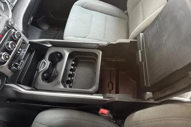 2020 Ram 1500 Big Horn Crew Cab 4x4 5'7" Box