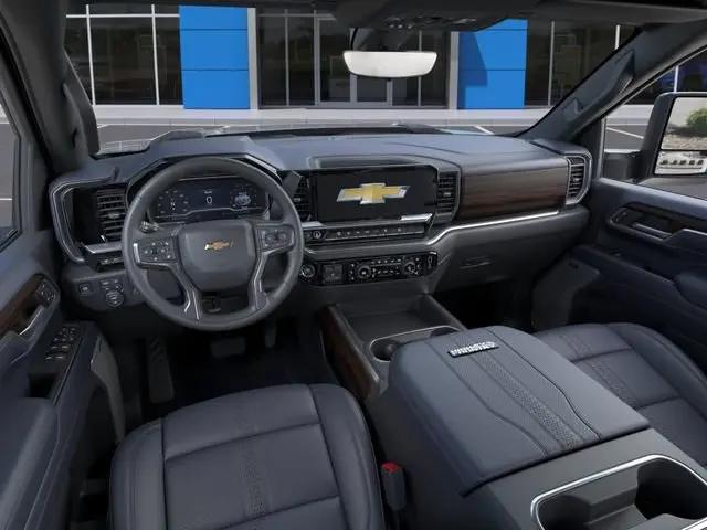 2026 Chevrolet Silverado 2500HD Crew Cab, Standard Bed, High Country, 4WD