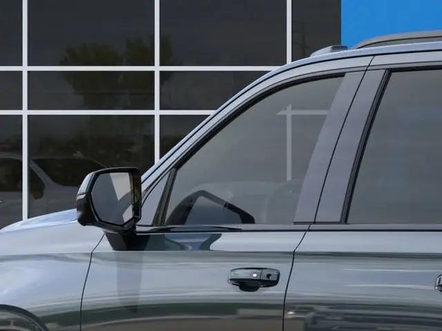 2026 Chevrolet Suburban RST, 4WD