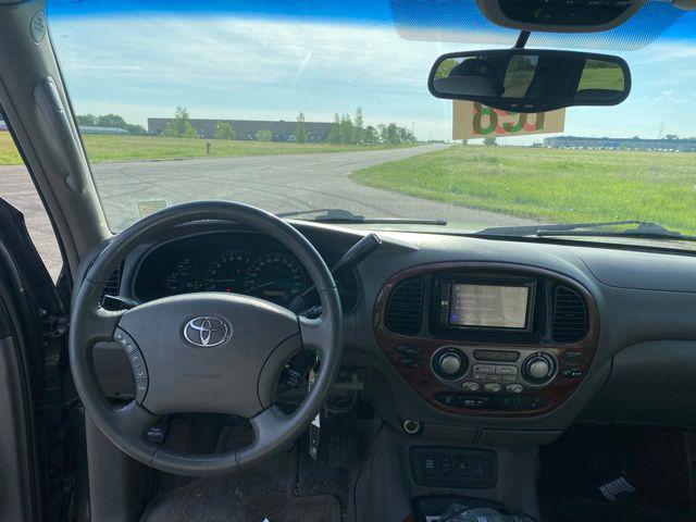 2005 Toyota Sequoia Limited V8