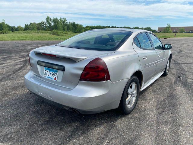 2006 Pontiac Grand Prix Base