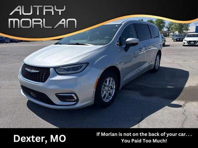 2023 Chrysler Pacifica Touring L for sale in Dexter, MO