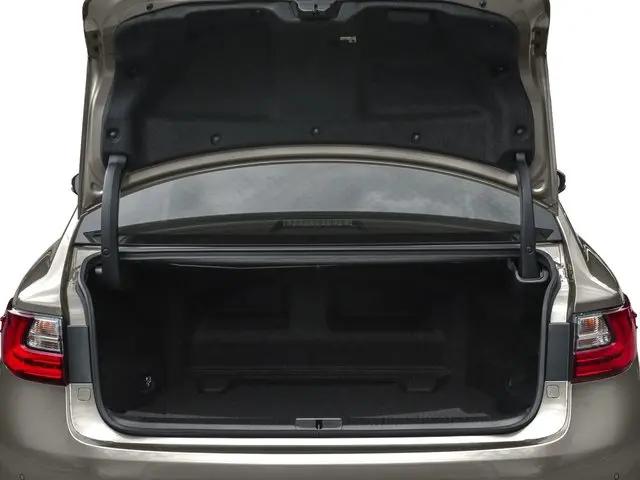 2016 Lexus ES 300h ES 300h