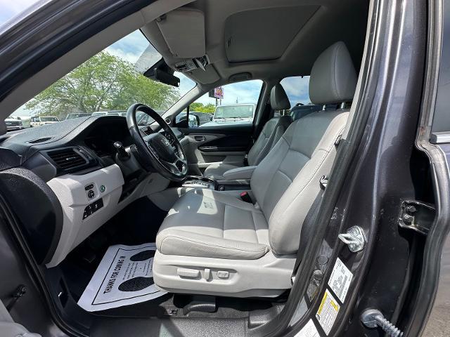 2021 Honda Pilot AWD Black Edition