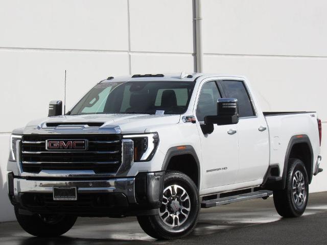 2025 GMC Sierra 2500HD 4WD Crew Cab Standard Bed SLT for sale in Fontana, CA