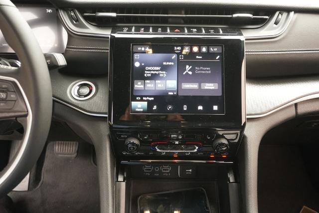 2023 Jeep Grand Cherokee L Altitude 4x4