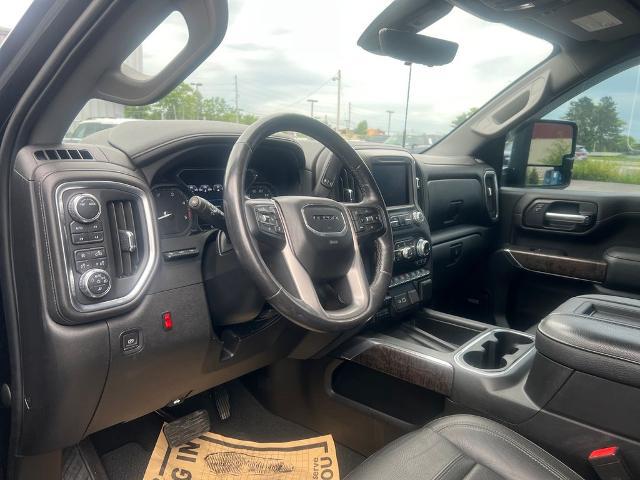 2022 GMC Sierra 2500HD 4WD Crew Cab Standard Bed Denali
