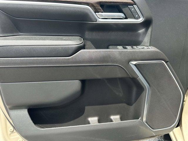 2023 GMC Sierra 1500 4WD Crew Cab Short Box Elevation with 3VL