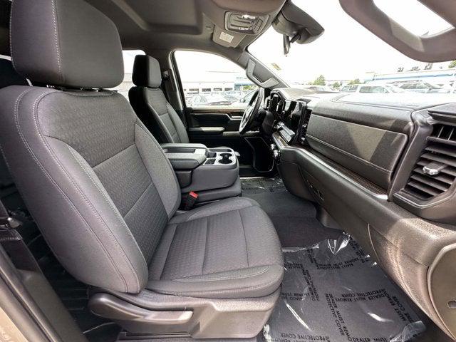 2023 GMC Sierra 1500 4WD Crew Cab Short Box Elevation with 3VL